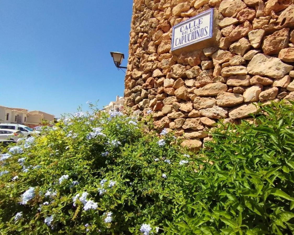 Lovely 2 Bedroom In Capuchinos, San Juan De Capistrano, Nerja Extérieur photo